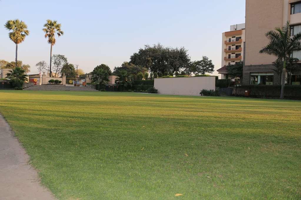 Ramada By Wyndham Varanasi Katesar Chandauli Bekvämligheter bild